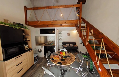 Saint-Pierre-la-Mer House | Pavillon studio 5min from the beach