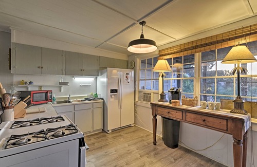 Pawleys Island House | Pawleys Island House, - Steps to Beach & Creek!