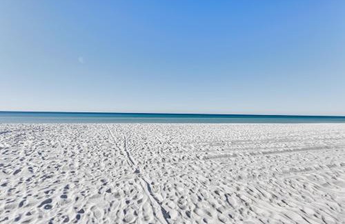 Bel Air Apartment | PCB Studio with Private Patio Steps to Beach!
