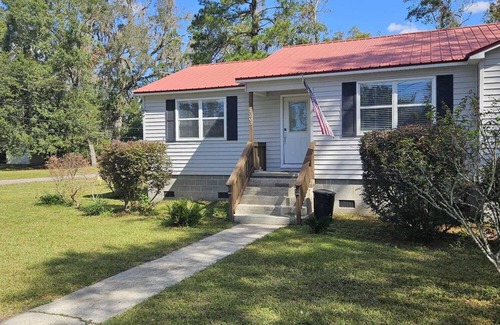 Live Oak House | Peace and Comfort in this charming home in Live Oak, Florida