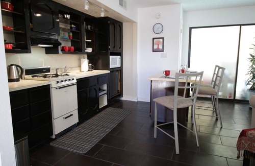 Paradise Hills Civic Apartment | Peace and Quiet in Paradise Hills