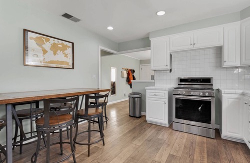 Monrovia House | Peace and Tranquility Monrovia Home