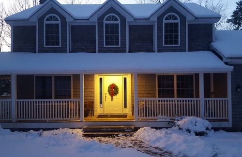 Penobscot House | Peace and Tranquility on Private Pierces Pond
