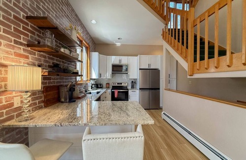 North Conway House | Peace In The Pines | Private North Conway Retreat