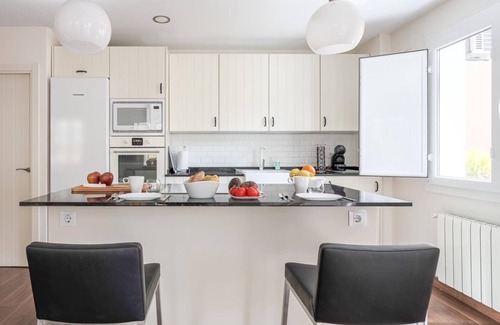 San Vicente Apartment | PEACE OASIS IN THE HEART OF SEVILLA 2 BR - 2 Baths WIFI AC
