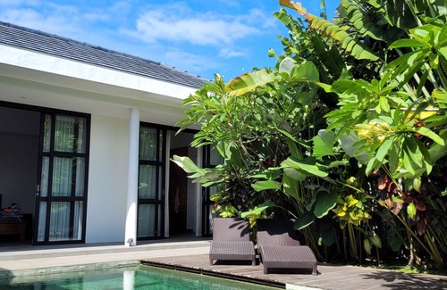 Babakan Villa | Peaceful 2-bedroom villa with WiFi, AC in delightful Canggu