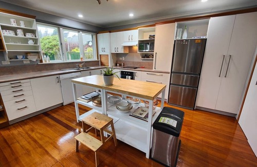 Invercargill House | Peaceful by the Park