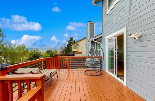 Briargate House | Peaceful Colorado escape with scenic deck and mountain views