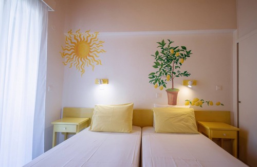 Kavos House | Peaceful complex with swimming pool near the beach in relaxing surroundings