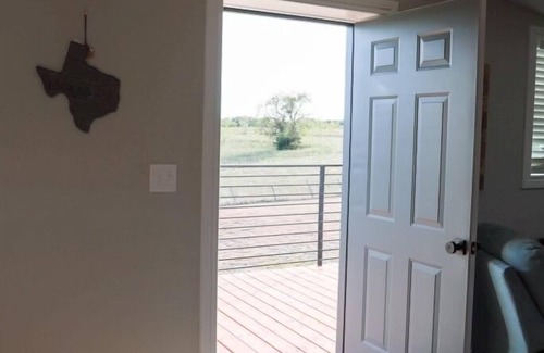 Farmersville House | Peaceful Country Hideaway minutes from Chaparral Trail and Lake Lavon