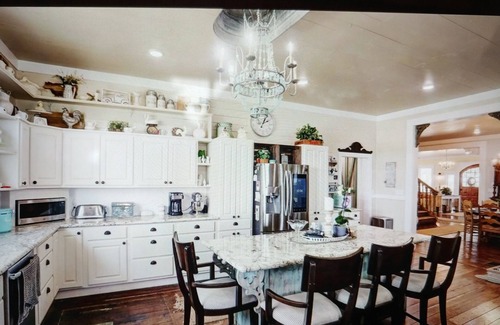 Fayetteville House | Peaceful country home!