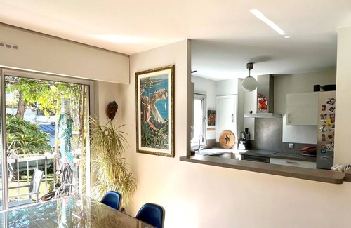 Belleville Apartment | PEACEFUL DUPLEX with Parking & Terrace & 5 bedrooms