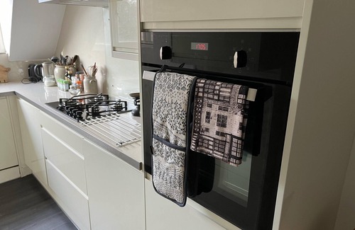 The Park Apartment | Peaceful flat in The Park