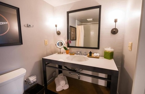 Live Oak Hotel | Peaceful Forest Suite: Enjoy Evening at Fireside & Outdoor Pool