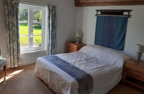 Saint-Denis-de-Villenette Cottage | Peaceful Country setting with beautiful garden
