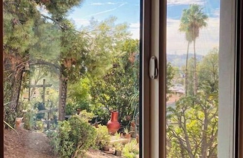 Atwater Village Apartment | Peaceful Garden Oasis, Fully Renovated & Central