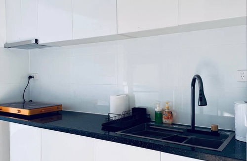 Huntingdale Apartment | Peaceful home close to Monash Uni