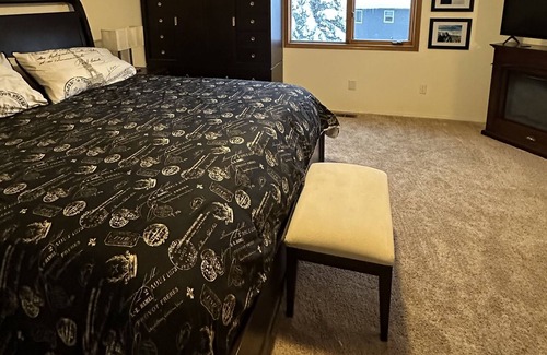 Gateway House | Peaceful home situated in the Gateway to Alaskan Adventures