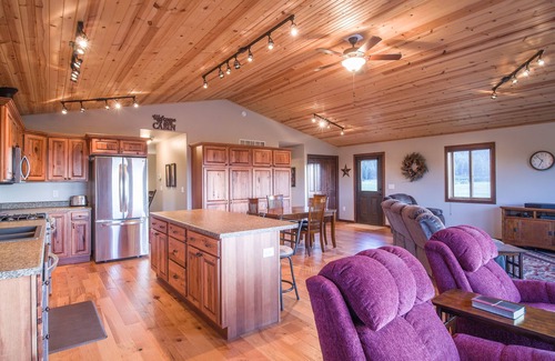 Devils Tower House | Peaceful home with breath-taking views of Devils Tower & room to roam