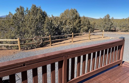 Ash Fork House | Peaceful, idyllic country getaway in Ash Fork, AZ
