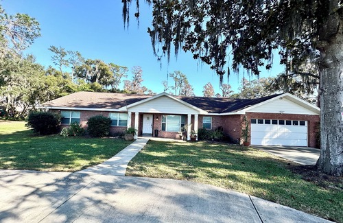Odessa House | Peaceful Lakefront Home!