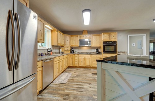 Lucedale House | Peaceful Lucedale Hideaway on Private Acerage!
