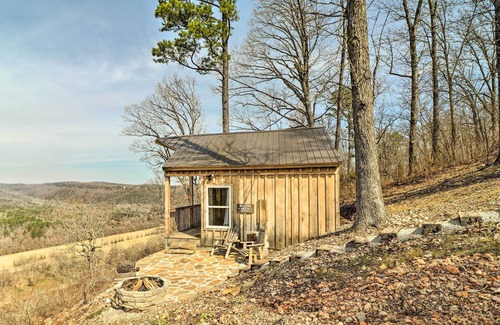 Mountain View Apartment | Peaceful ‘Mountain Air’ Getaway w/Fire Pit!