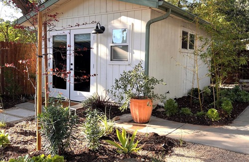 Oak View House | Peaceful Ojai estate, nestled in the oaks; 2,400 sq ft living space