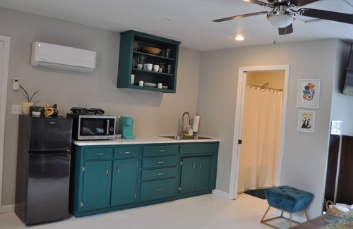 Valdosta Apartment | Peaceful Poolside Guesthouse just off I75
