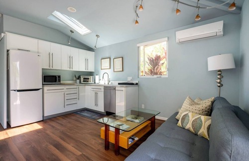 Venice Cottage | Peaceful, Private Cottage in Venice Beach