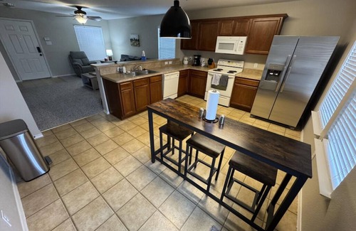 Fort Worth House | Peaceful & Quiet Neighborhood 30 Days Minimum Stay