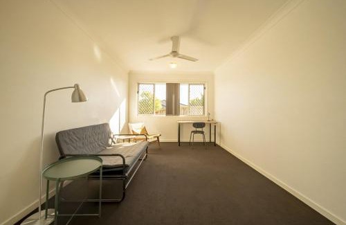Yarrabilba House | Peaceful Retreat - Spacious Family Home in Yarrabilba perfect for Family or Professionals