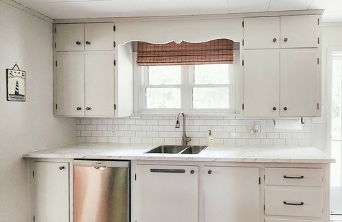 Southampton Cottage | "Peaceful Waterside Getaway: Sleeps 8, Short Stroll to Shops"n