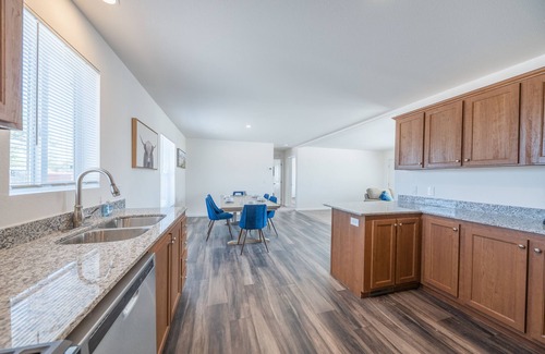 Yerington House | Peaceful Yerington Country Home