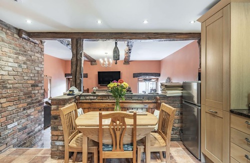 Sparrowpit Cottage | PEACOCK COTTAGE, family friendly, with a garden in Sparrowpit