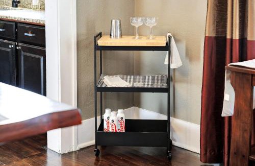 Tobin Hill House | Pearl - A Birdy Vacation Rental