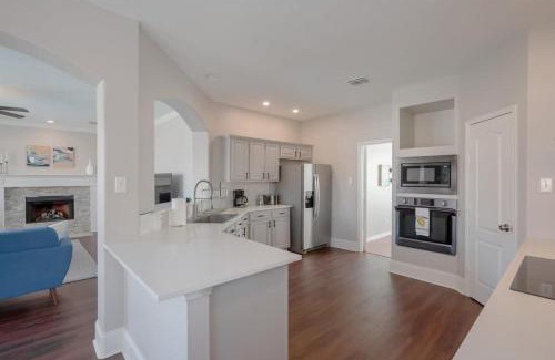 South Arlington House | Pearl White Dream Home With Private Pool & Theatre