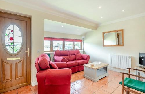 Clacton-on-Sea House | Peartree Cottage