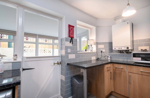 Llanddulas Cottage | Pebbles Reach - Two Bedroom Cottage, Sleeps 4
