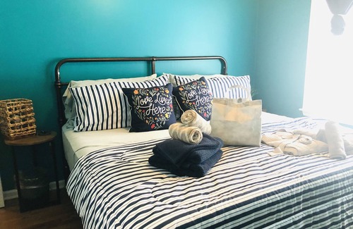 Peekskill House | Peekskill Guesthouse - Downtown KingRoom