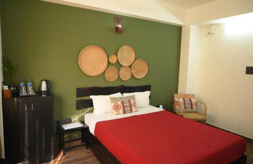 Sualkuchi Hotel | Peepal Tree Inn