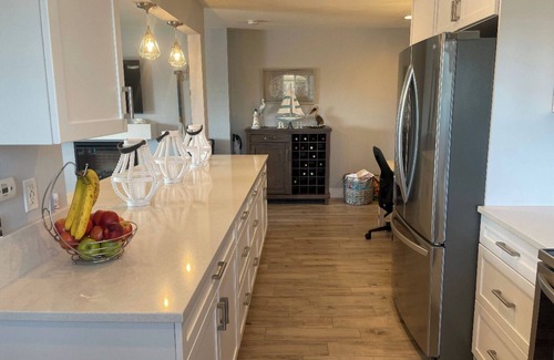 Carlsbad Condo | Peggy's Waterfront Oasis in Carlsbad - Fully Furnished - Beautiful Condo