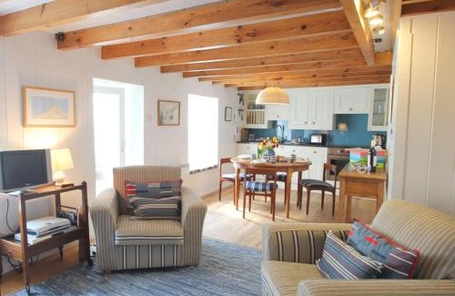 Porthleven House | Pegs