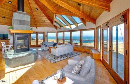 Fort Bragg House | Pelican House
