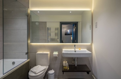 Tooting Hotel | Pelican London Hotel and Residence