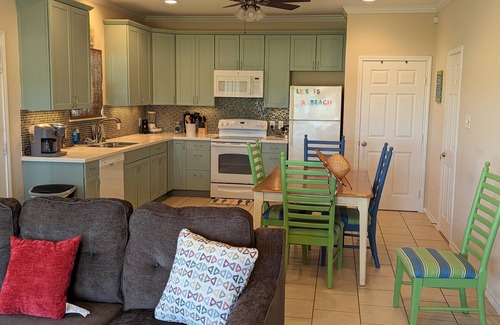 Crystal Beach House | Pelican View at Crystal Beach