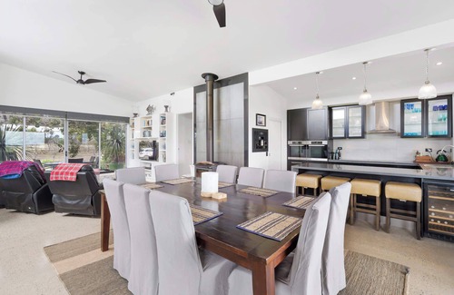 Alexandrina House | Pelicon point - 70D Thorpe road, Clayton Bay