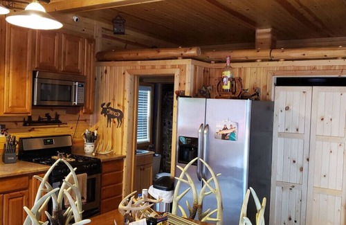Pembine Cottage | Pembine Northwoods Cabin