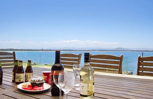 Culburra Beach House | Penguin Head Retreat – Stay 3, Pay 2!