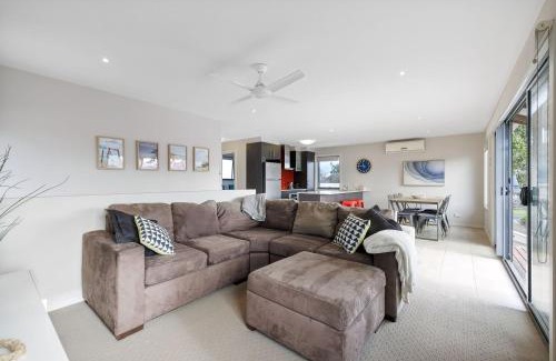 Cowes House | Penguin Place